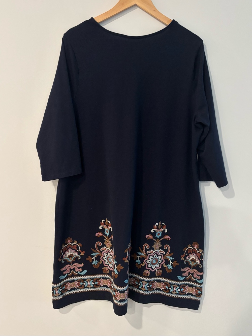 J. Jill Navy Embroidered Shift Dress Boho Floral Hem 3/4 Sleeve - Picture 7 of 7